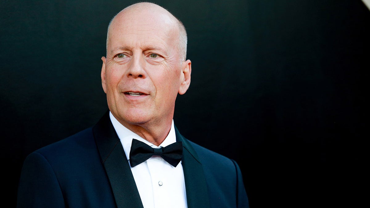 Bruce Willis gave Samuel L. Jackson billion-dollar advice when they ...