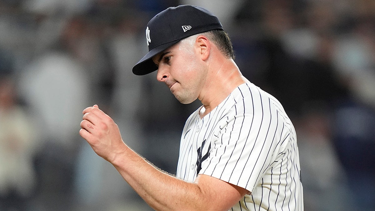 Carlos Rodon abandona el partido