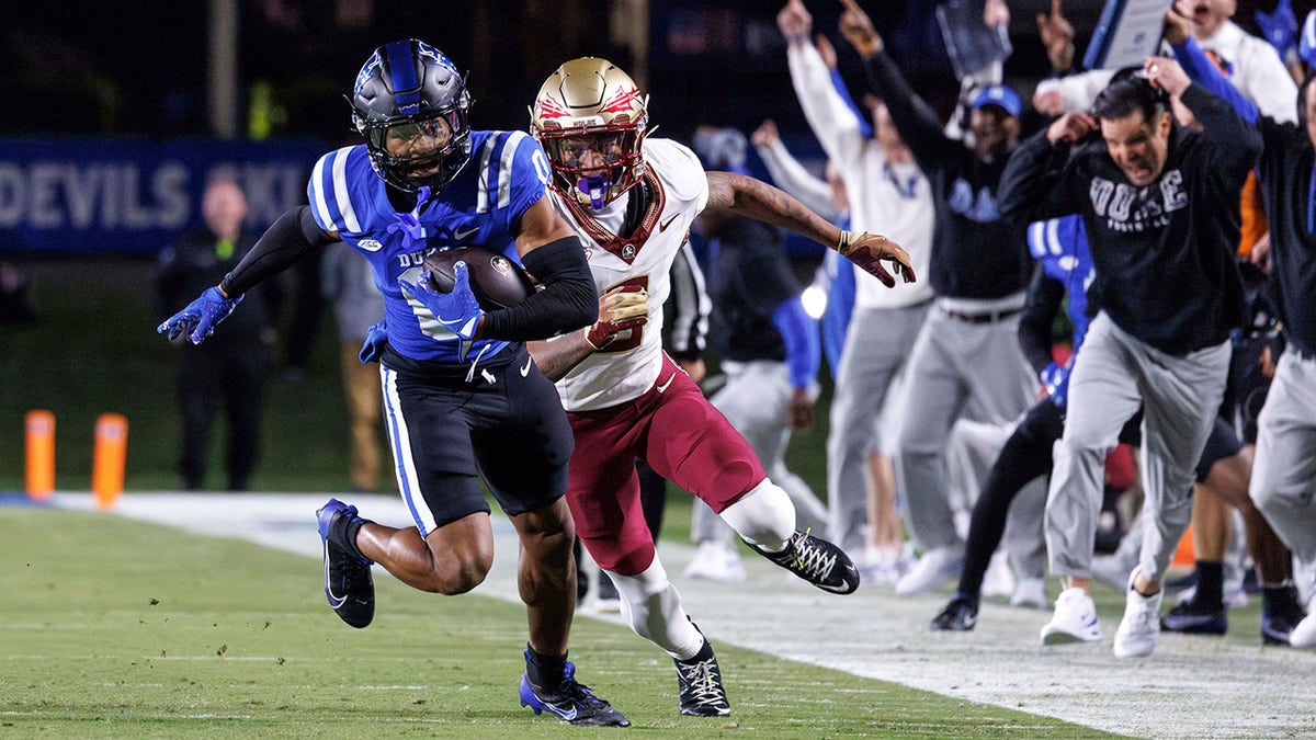 Duke Football pokonuje stan Floryda i zdobywa pierwsze zwycięstwo w serii 23 meczów | Tiger’s Media