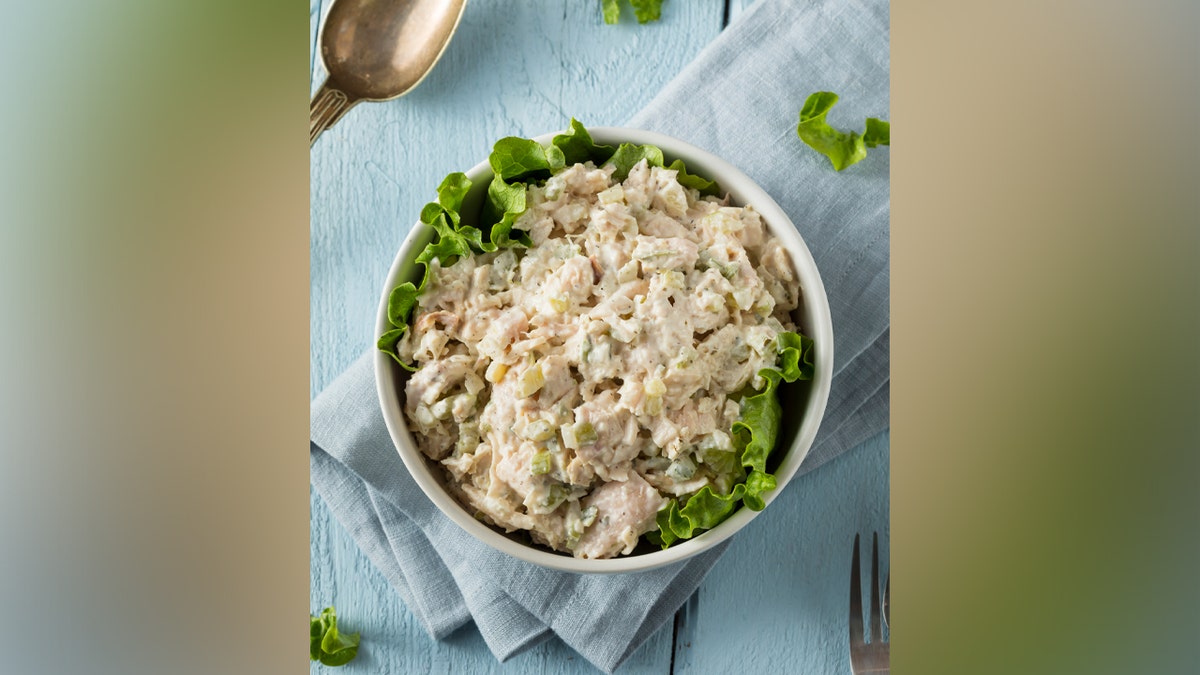 ensalada de pollo iStock