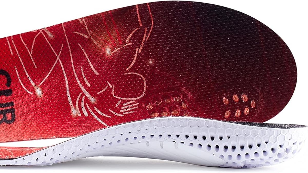 These insoles include a 3D dynamic arch for support, stability and for less fatigue.