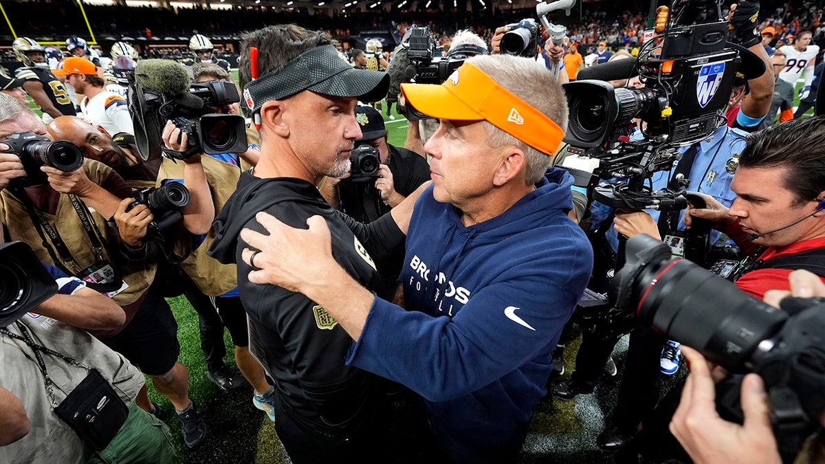 Dennis Allen y Sean Payton