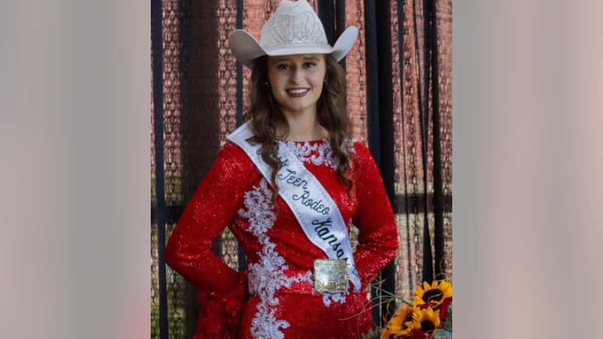 Miss Teen Rodeo Kansas, 19, killed in car crash; teammates injured  at george magazine