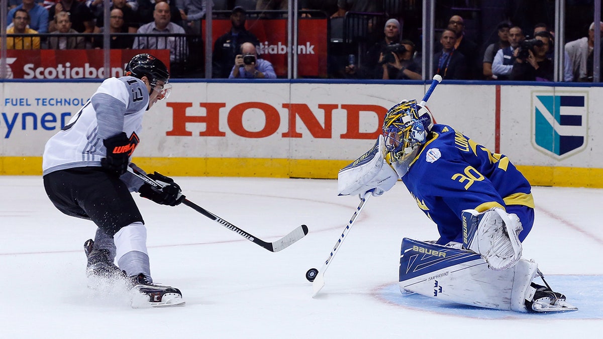 Gaudreau y Lundqvist en la Copa del Mundo de Hockey