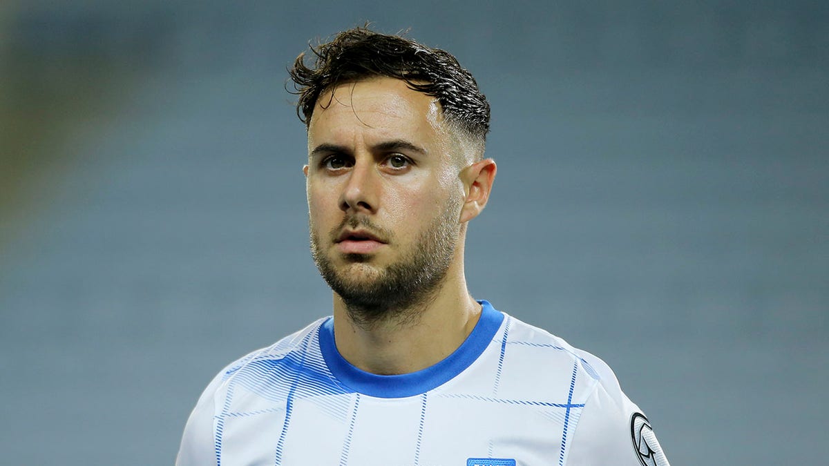 El futbolista George Baldock.