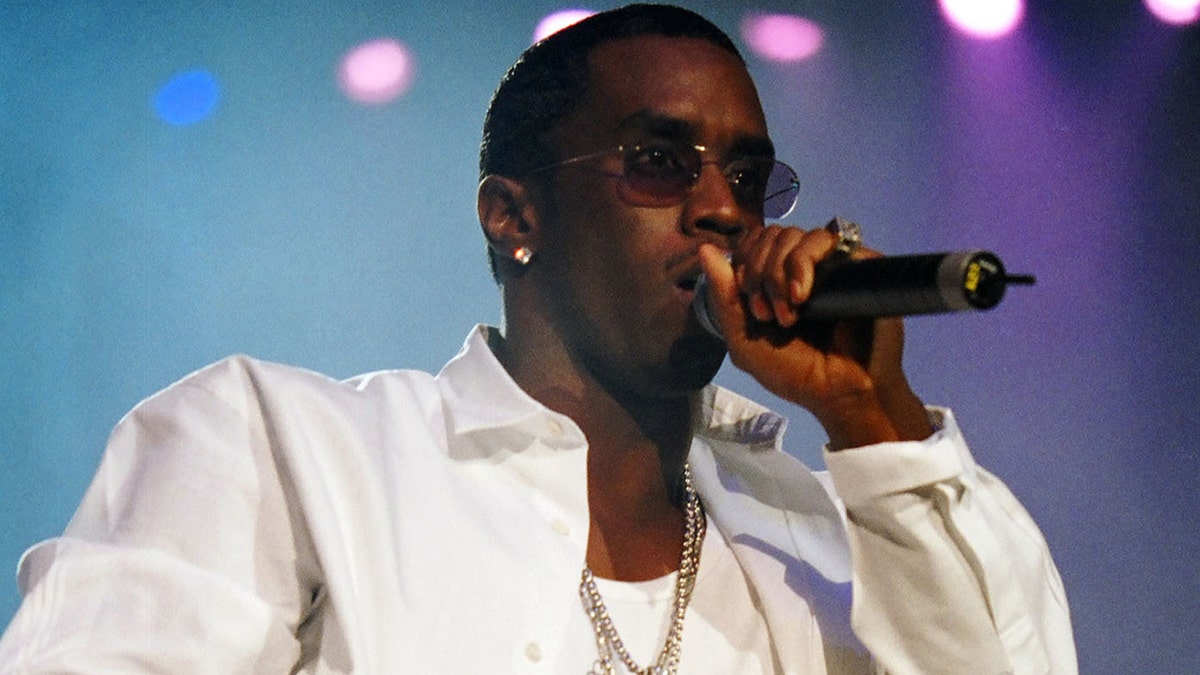 Sean Diddy COmbs en los MTV Europe Music Awards 1999