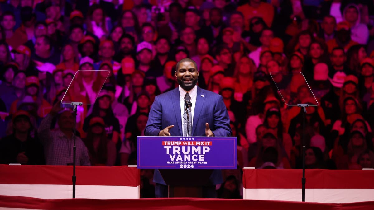 El diputado Byron Donalds en el MSG