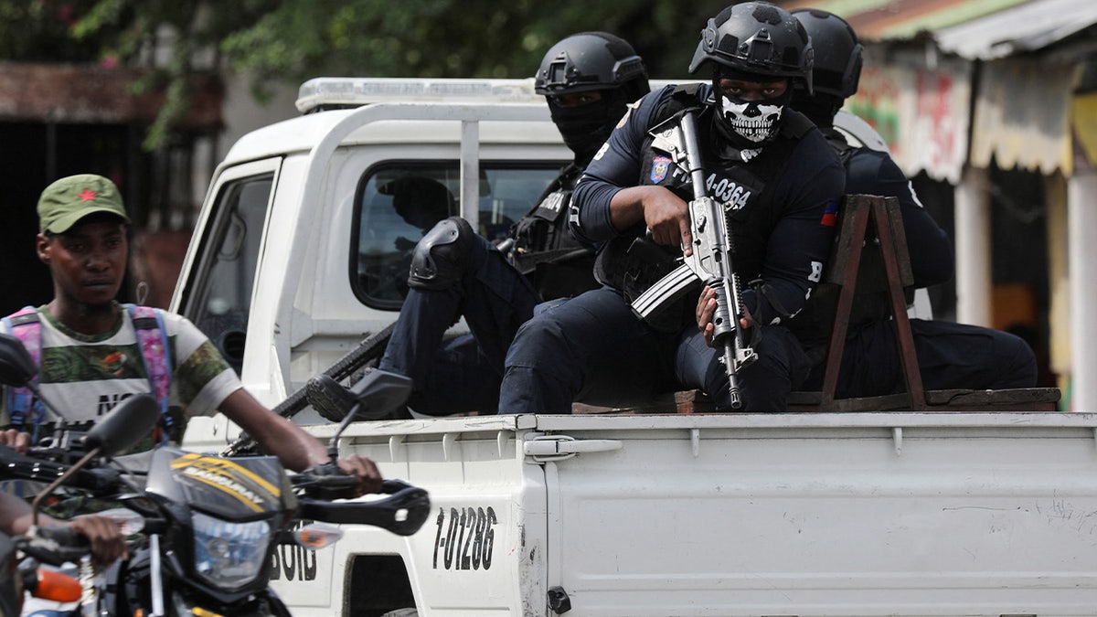 policía de haití