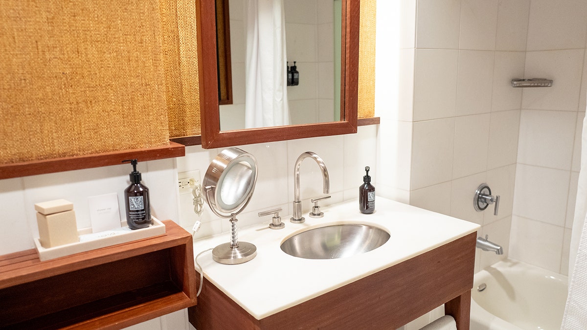Reddit drama goes viral as woman slams hotel shower designs hotel bathroom with sink shown up close