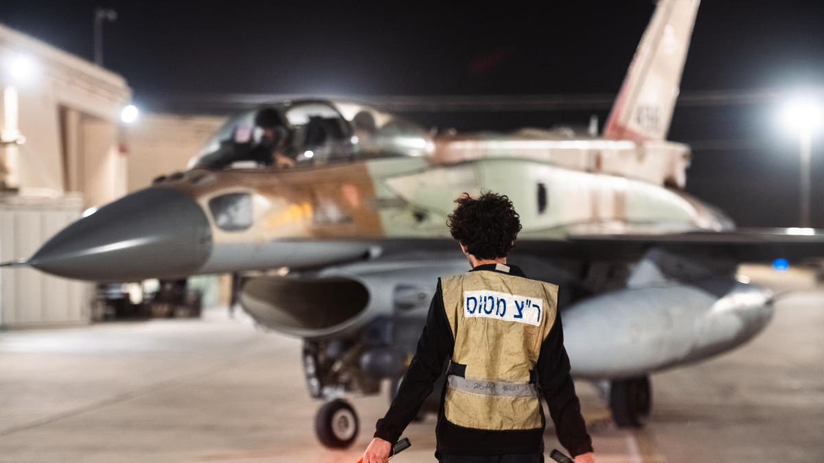 Aviones de la Fuerza Aérea israelí partieron anoche para los ataques en Irán.