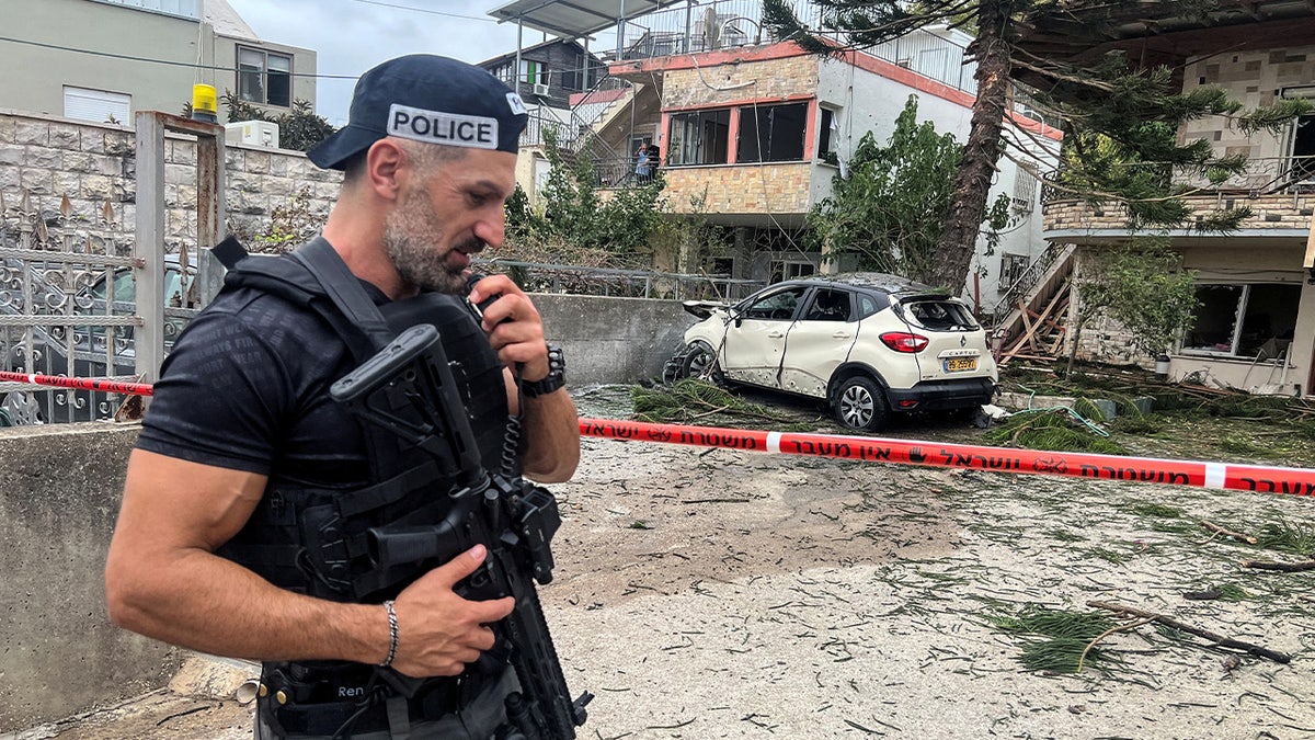 Israeli police officer