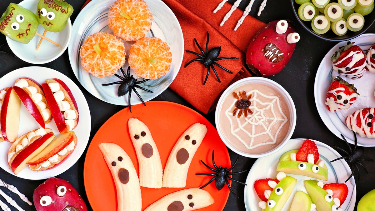 Bocadillos de fruta saludables para Halloween