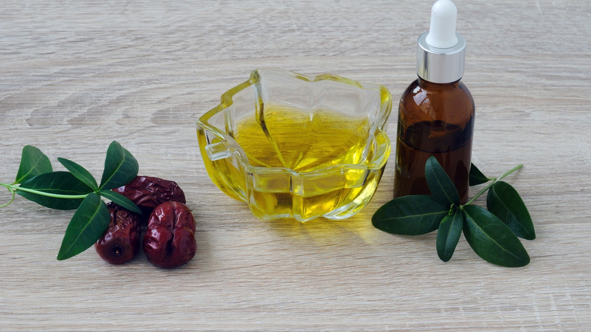 Jojoba yağı kasede