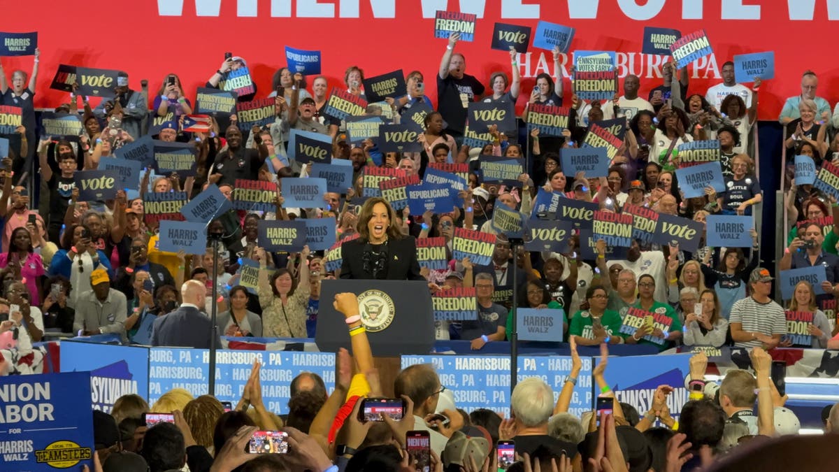 Vice President Kamala Harris, the Democratic Party's presidential nominee, headlines a rally at the Pennsylvania Farm Show Complex and Expo Center in Harrisburg, Pa. on 30 October 2024