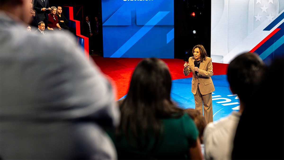 Kamala Harris astatine  Univision municipality  hall