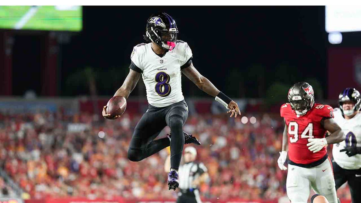 Lamar Jackson dazzles with 5 touchdown passes as Ravens take down injured-riddled Bucs  at george magazine