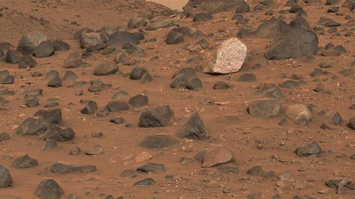 Boulders on Mars