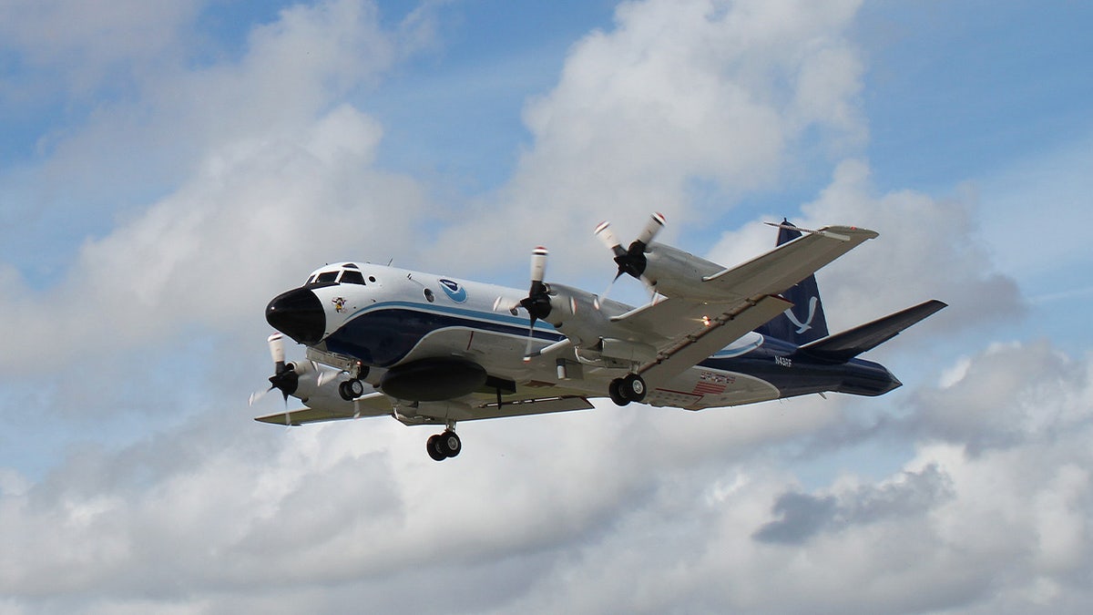 NOAA aircraft