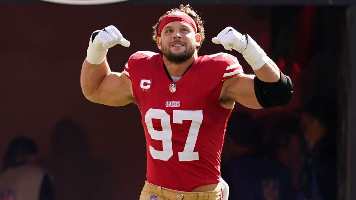 Nick Bosa runs out