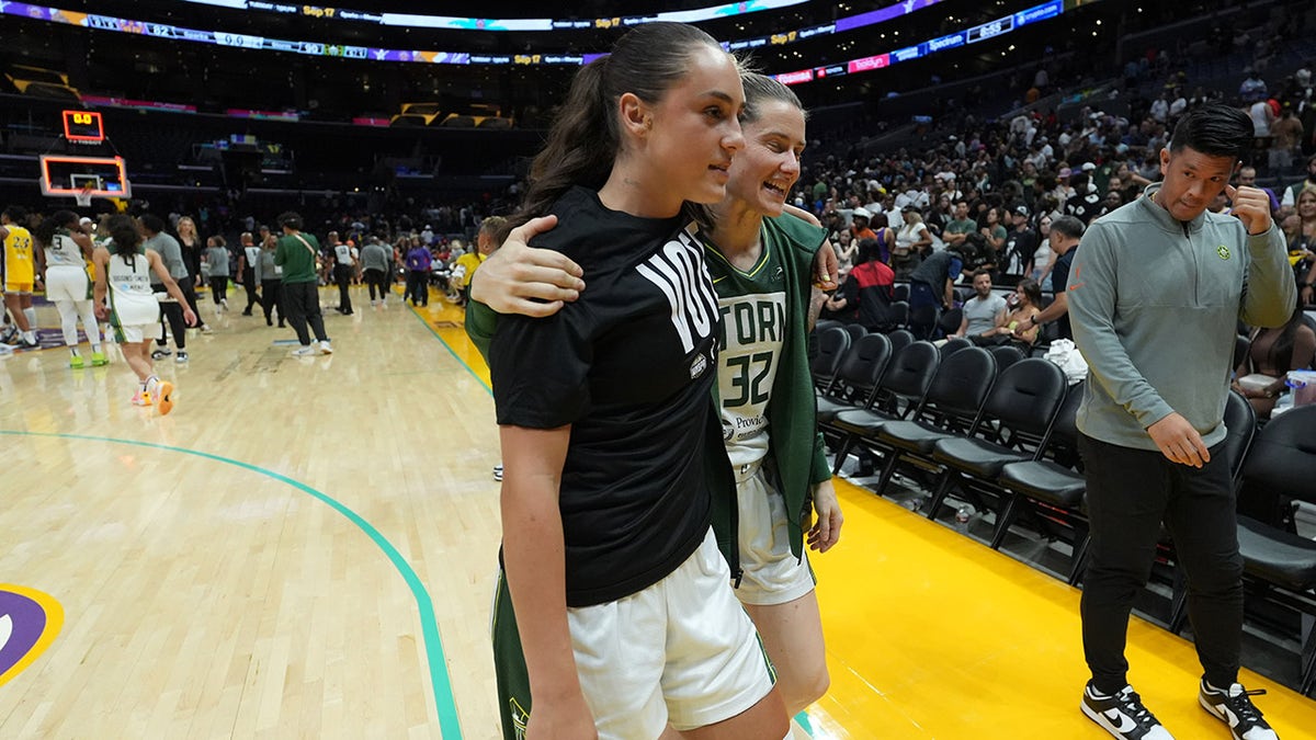 Nika Muhl leaves the court