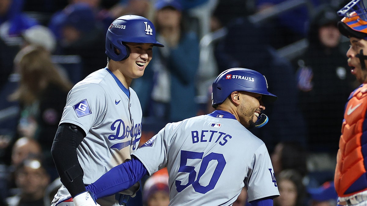 Ohtani y Mookie celebran