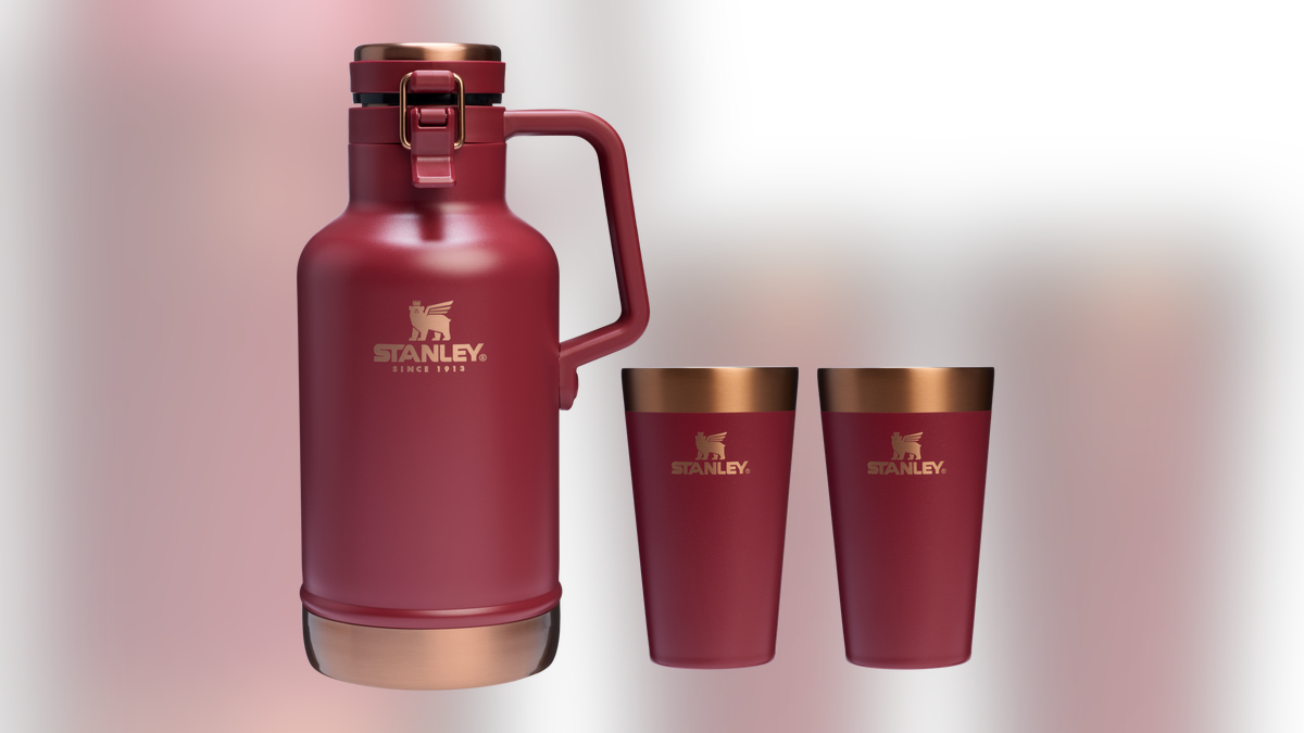 Keep drinks cold wherever you go and share with others with this growler and pint glass set. 