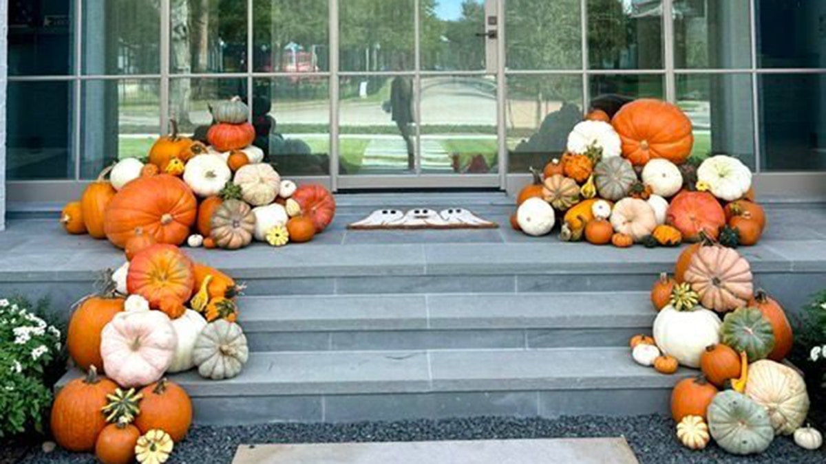 Festive beforehand   porch