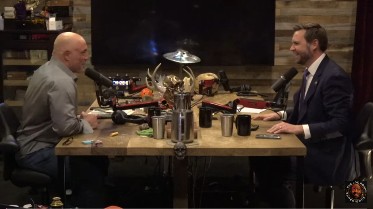 Rogan and vance talking