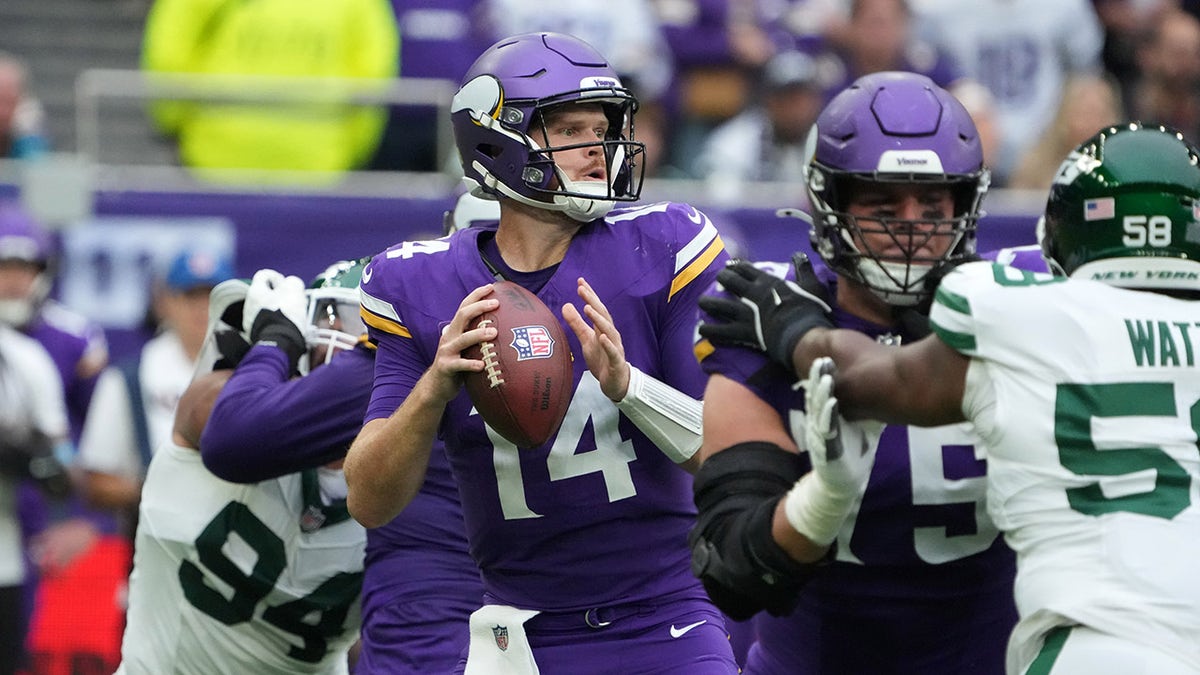 Sam Darnold en el bolsillo