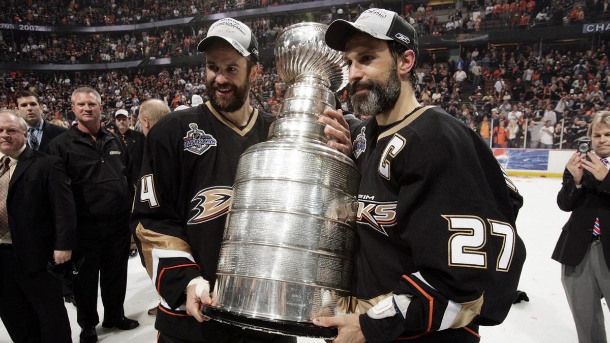 Scott Niedermayer y Rob Niedermayer