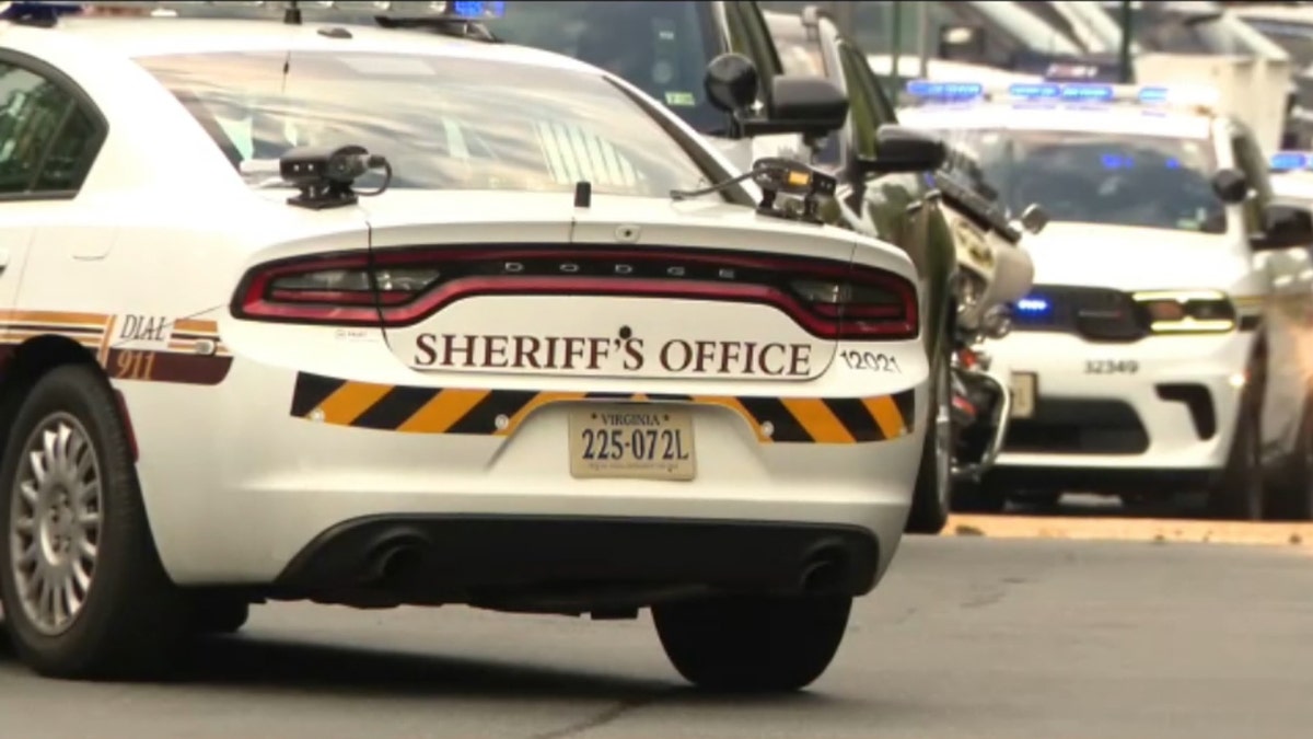 Coche de la oficina del sheriff del condado de Loudoun