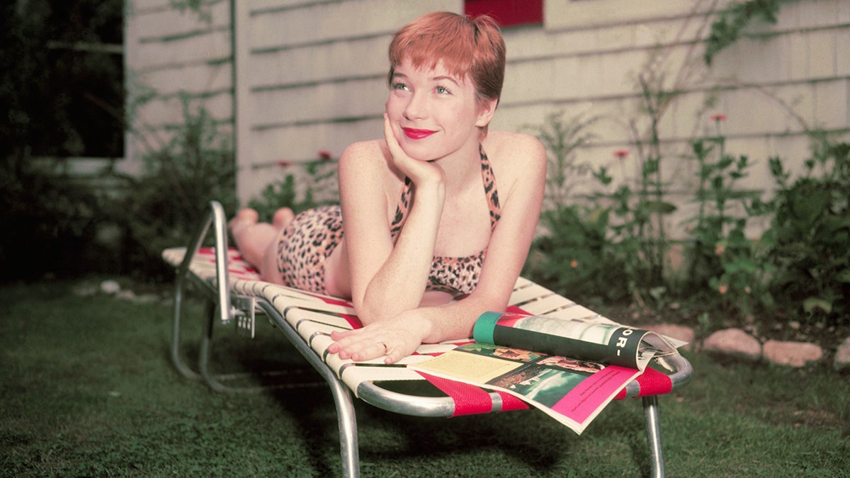 Shirley MacLaine wears a bikini for movie   photoshoot