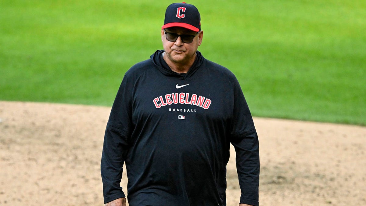 Terry Francona leaves the field