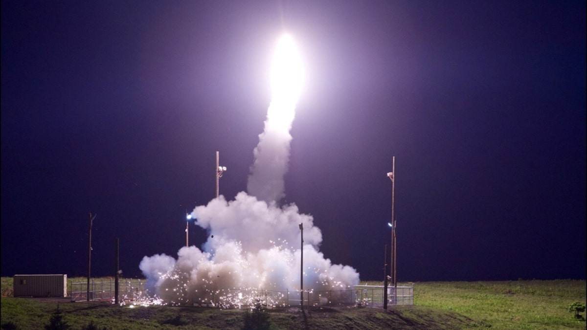 Prueba del sistema de defensa antimisiles THAAD