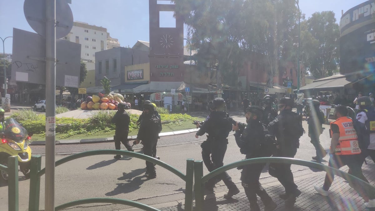 Israeli police respond to Wednesday’s stabbing attacks in Hadera.