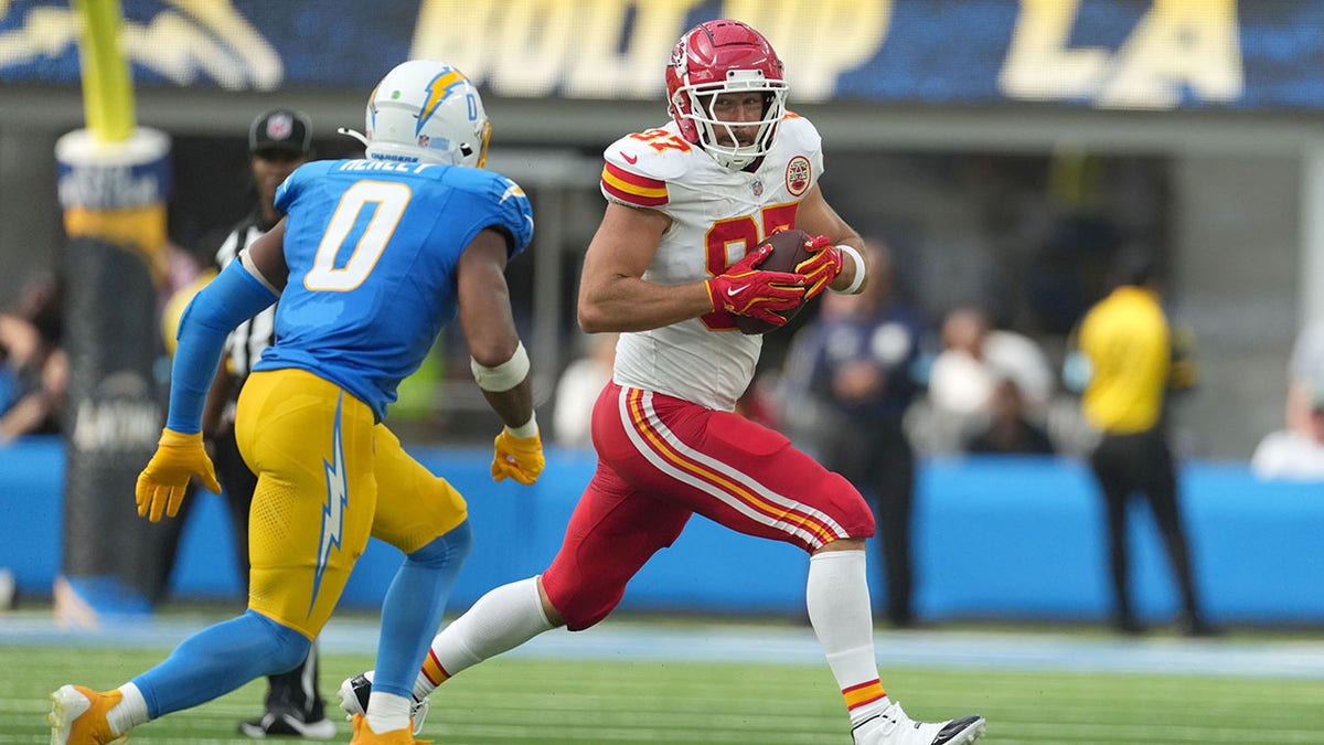 Travis Kelce en acción