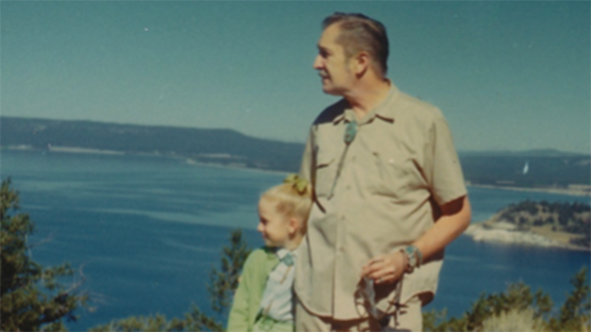 Vincent Price with his daughter while traveling