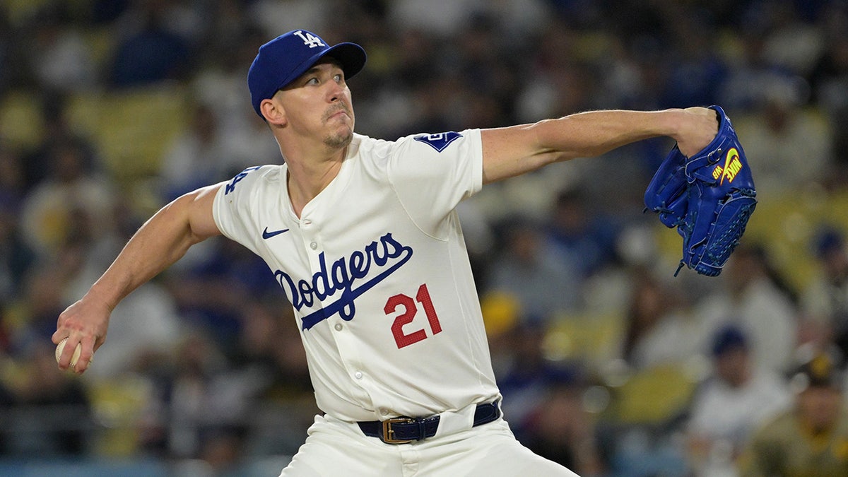 Walker Buehler lanza