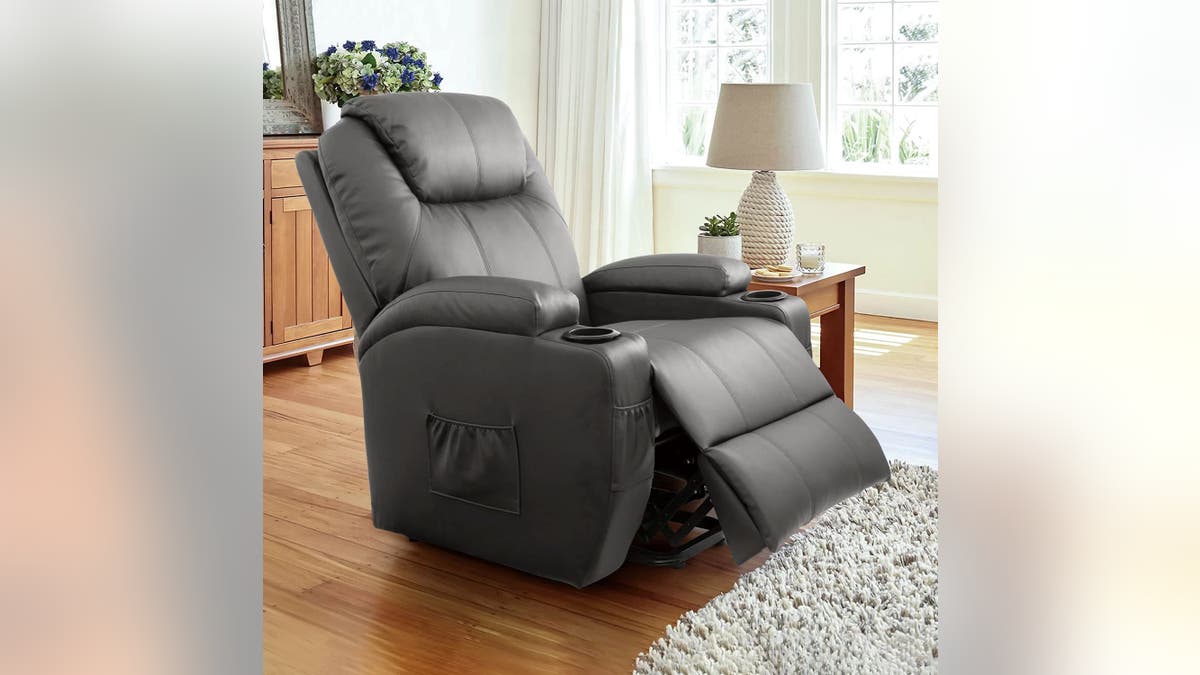 This recliner comes with heating and massage functions.