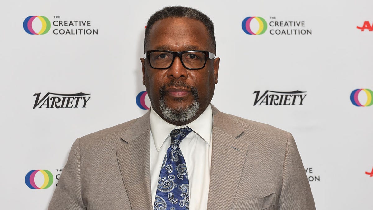 Wendell Pierce poses