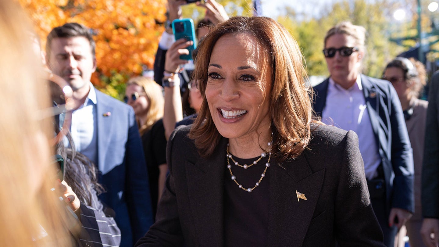 392ea573 kamala harris