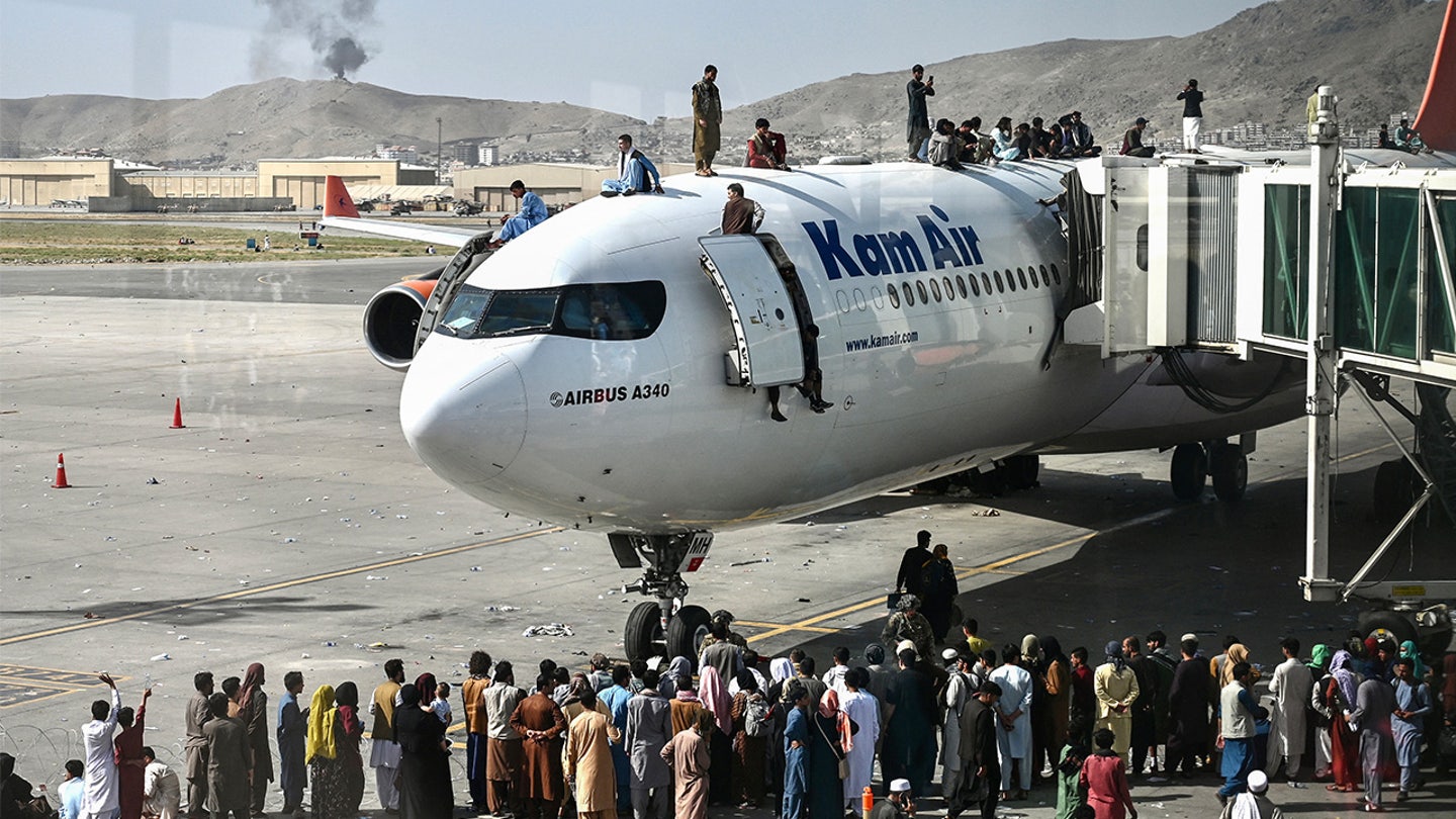 afghanistan plane