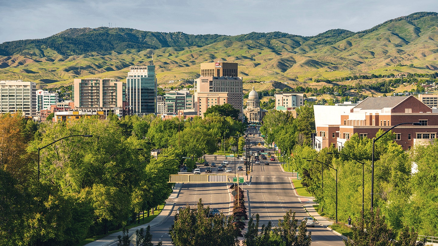 boise newskyline2019bluer