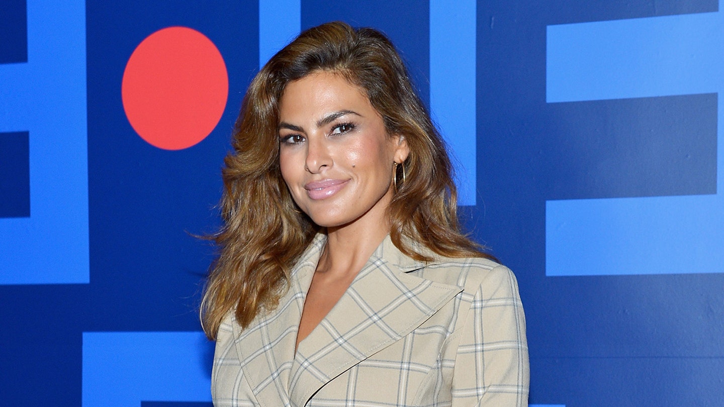 Eva Mendes: Sweatpants Can Destroy Marriages