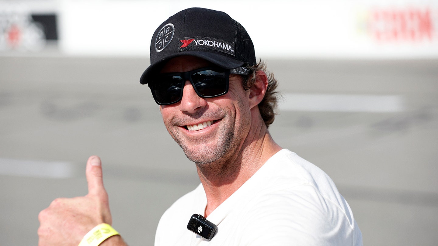 pastrana thumbs up