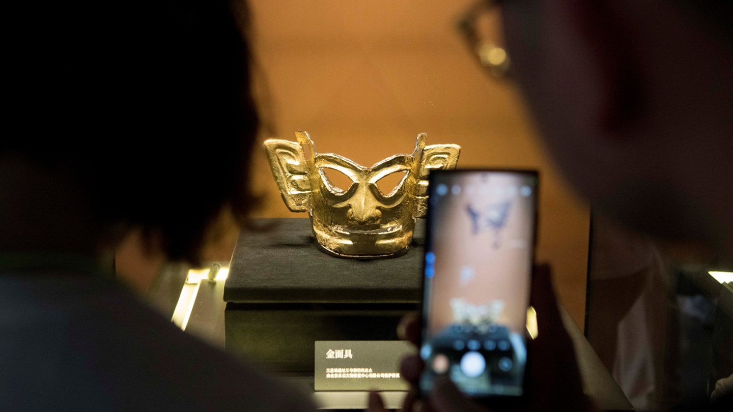 Unearthing the Mysteries of Sanxingdui: A Treasure Trove of Ancient Wonders