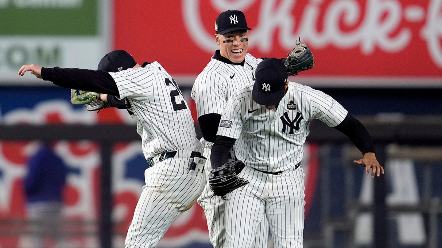 yankees players celebrate