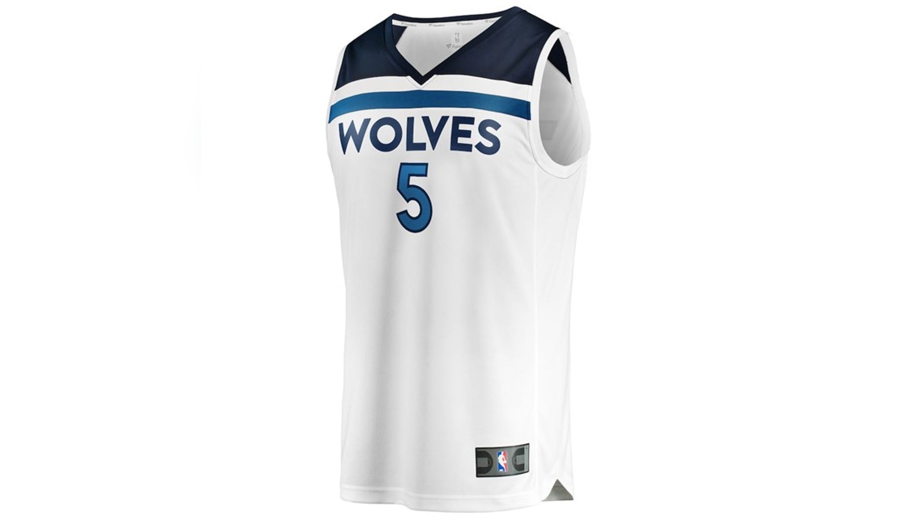 10 NBA fan gear items to celebrate the start of basketball season | Fox News 10 NBA fan gear items to celebrate the start of... 