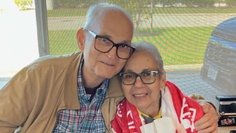 Beloved fast-food restaurant employees fulfill couple's all-American dream - Fox News