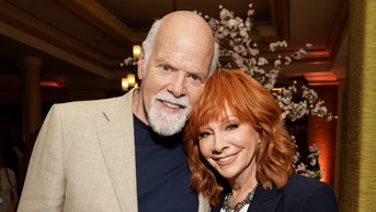 Reba McEntire details relationship with ‘love of her life’ after two divorces - Fox News
